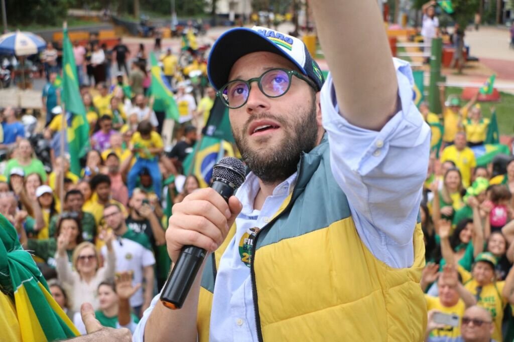 Filipe Barros reeleito: 249.507 mil votos, o terceiro mais bem votado do Paraná
